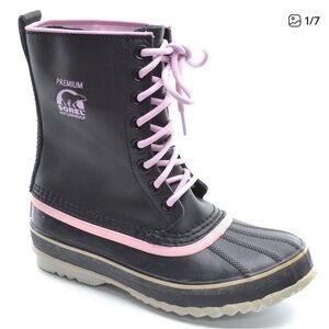Sorel 1964 Winter Boot, Black & Pink, Size 8
